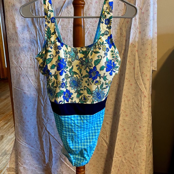 Lands' End Swim One Piece Vintage Style Bathing Suit Poshmark